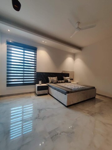 Living Room in 1 RK Builder Floor at Sector 23a – for Rent