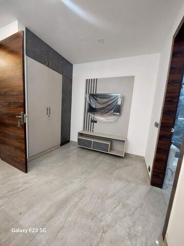 Master Bedroom in 1 RK Builder Floor at Sector 23a – for Rent