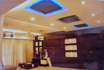 Room in 3.5 BHK Builder Floor at comfort pearl, Shanthi Nagar – for Sale