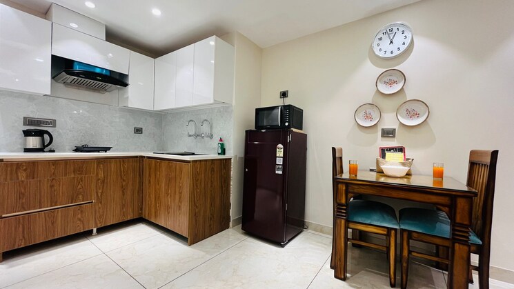 Kitchen, old-dlf-colony 6+ Bedroom 630 Sq.Yd. Independent House In Sector 14 Gurgaon 7915286