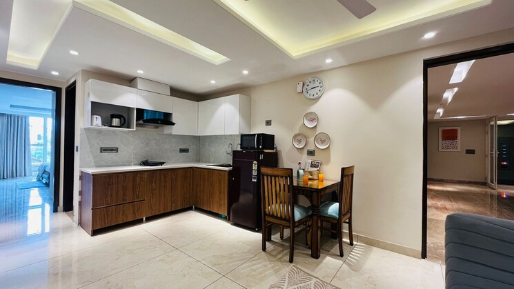 Living Room, old-dlf-colony 6+ Bedroom 630 Sq.Yd. Independent House In Sector 14 Gurgaon 7915286