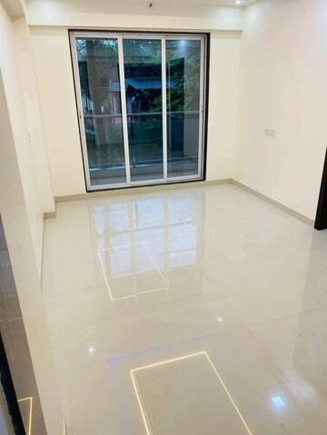 Room in 1 BHK Apartment at Girnar Heights Apartment, Nalasopara East – for Sale