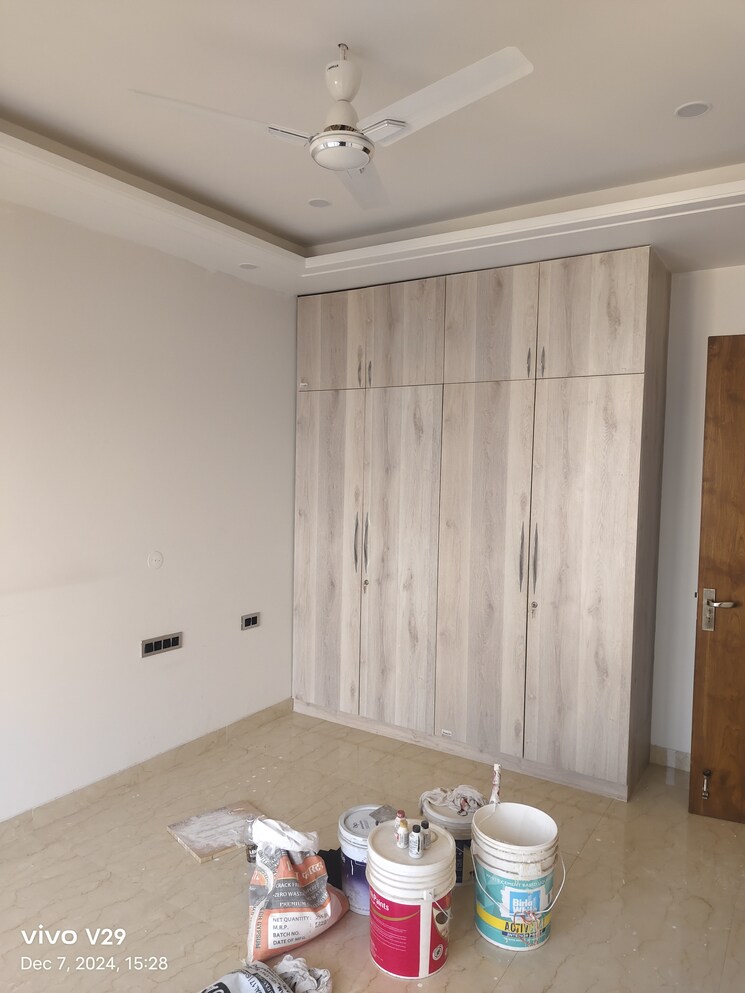 Room, today-princeton-floors 3 Bedroom 220 Sq.Yd. Apartment In Sector 51 Gurgaon 7915394