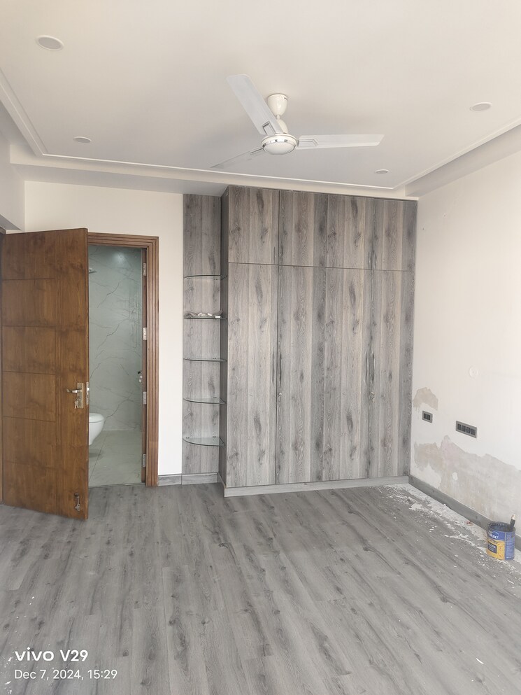 Room, today-princeton-floors 3 Bedroom 220 Sq.Yd. Apartment In Sector 51 Gurgaon 7915394