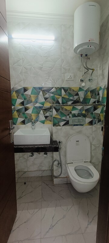 Bathroom in 4 BHK Apartment at Vasant Kunj – for Rent