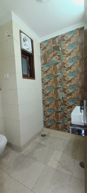 Bathroom in 4 BHK Apartment at Vasant Kunj – for Rent