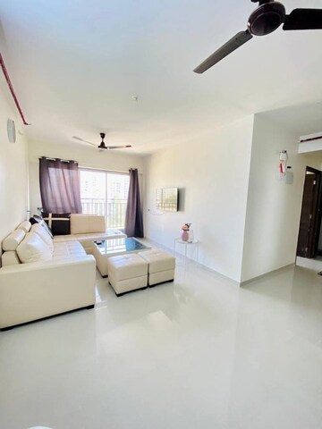 2 BHK Apartment For Rent in Lokhandwala Whispering Palms, Kandivali East