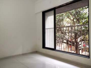 Room in 1 BHK Apartment at Bhoomi Samarth, Goregaon East – for Sale