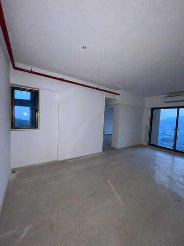 Room in 3 BHK Apartment at Kanakia Silicon Valley, Powai – for Sale