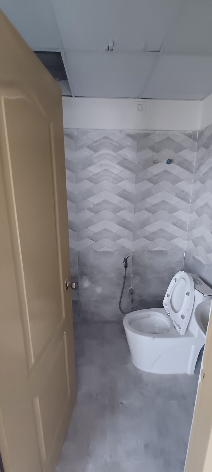 Bathroom, endeco-lakeview-apartments 3.5 Bedroom 1819 Sq.Ft. Apartment In Hafeezpet Hyderabad 7915421