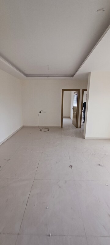 Furnished Amenities in 3.5 BHK Apartment at Endeco Lakeview Apartments, Hafeezpet – for Sale