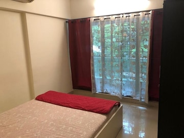 Bedroom in 1 BHK Apartment at Bandra West – for Rent