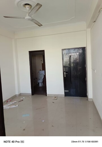 Furnished Amenities in 2 BHK Builder Floor at Cosmos Floors, Sector 52 – for Rent