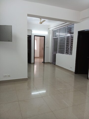 Room in 2 BHK Apartment at Vasant Kunj – for Rent