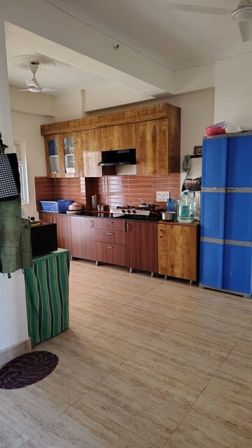Kitchen in 3.5 BHK Apartment at Amrapali Centurian Park, Tech Zone 4 Greater Noida – for Sale