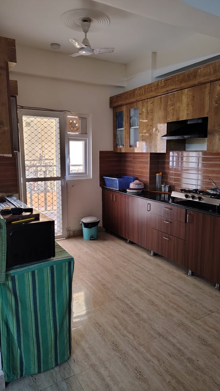 Kitchen, amrapali-centurian-park 3.5 Bedroom 1700 Sq.Ft. Apartment In Tech Zone 4 Greater Noida Greater Noida 7915633