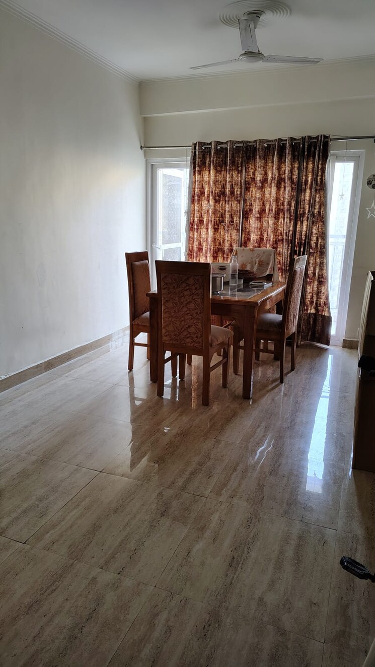 Living Room, amrapali-centurian-park 3.5 Bedroom 1700 Sq.Ft. Apartment In Tech Zone 4 Greater Noida Greater Noida 7915633