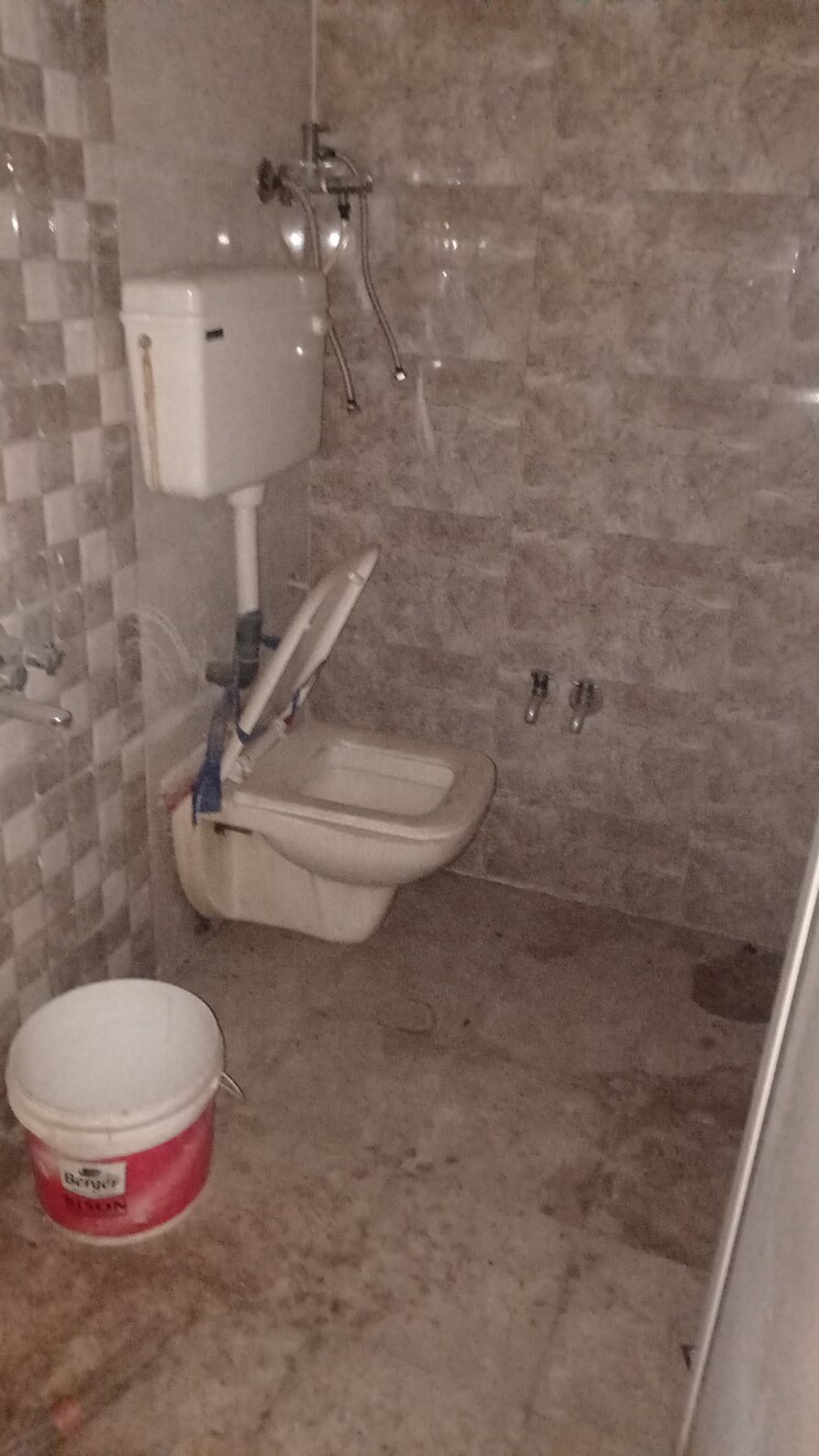 Bathroom, jalaram-ashish-chs Studio 370 Sq.Ft. Apartment In Dombivli West Thane 7915635