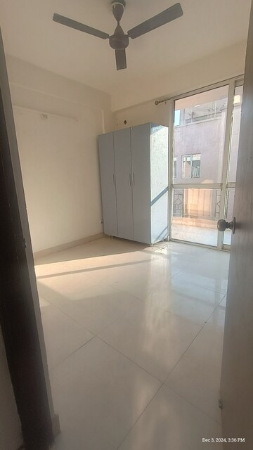 Bathroom in 1.5 BHK Apartment at Breez Global Heights, Sohna Sector 33 – for Sale