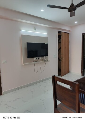 Kitchen in 2 BHK Builder Floor at Cosmos Floors, Sector 52 – for Rent