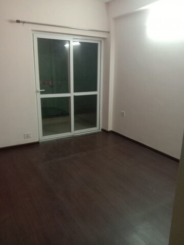 Room in 3 BHK Apartment at Sector 84 – for Rent