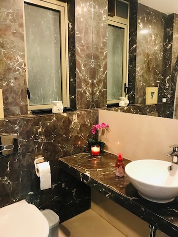 Bathroom in 4 BHK Apartment at Highland Park Andheri West, Andheri West – for Sale