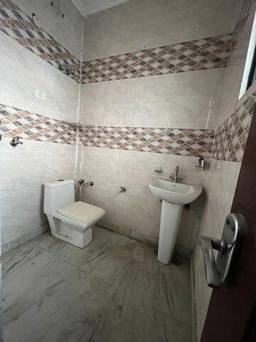 Bathroom in 2 BHK Builder Floor at Sainik Colony – for Rent