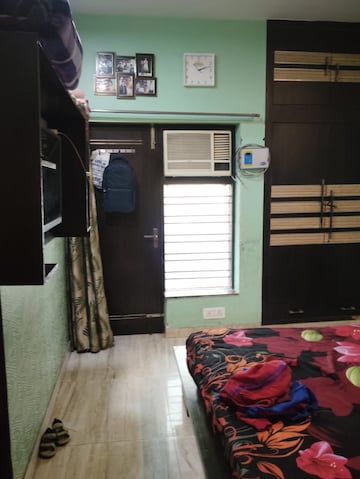 Room in 3 BHK Independent House at Sector 12 – for Sale