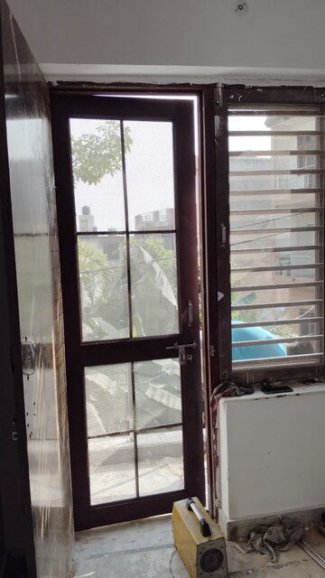 Staircase in 2.5 BHK Independent House at Sardhana Road – for Sale