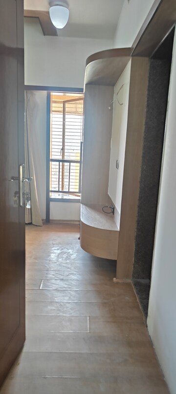 Room in 4 BHK Apartment at Godrej Regency Park, Manpada – for Rent