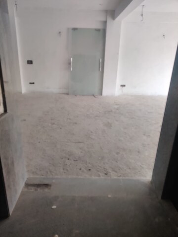 Team Area in  Showroom at Hauz Khas Market – for Rent