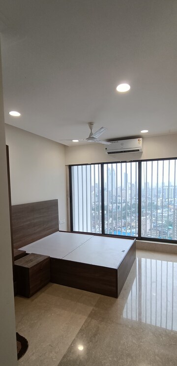 2 BHK Apartment For Rent in Rushabh Apartments Girgaon, Girgaon