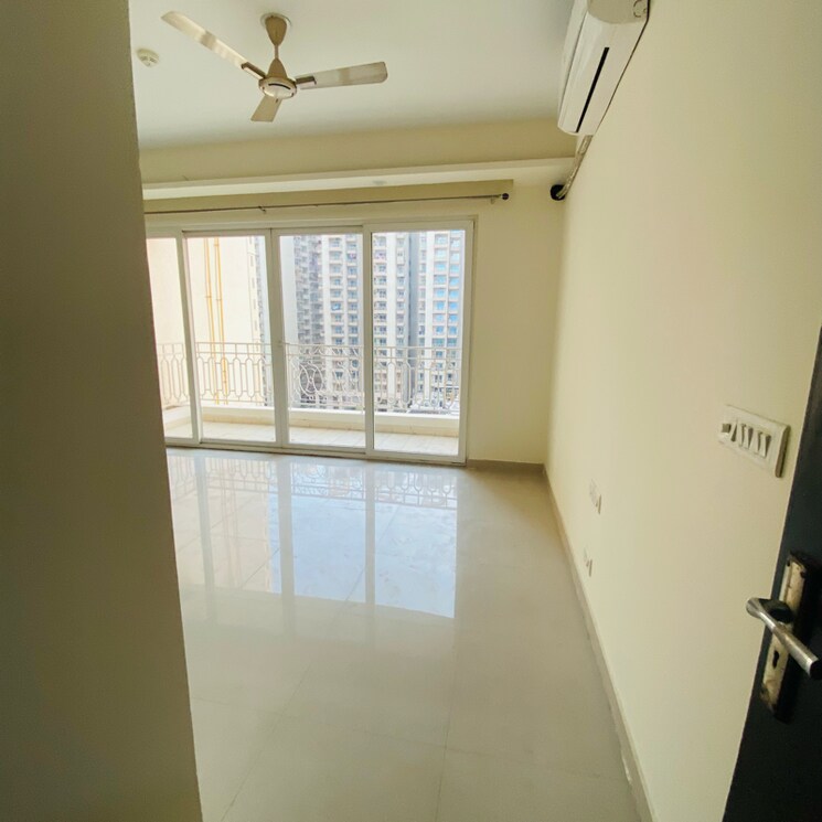 Room, mahagun-mirabella 3 Bedroom 1730 Sq.Ft. Apartment In Sector 79 Noida 7915958