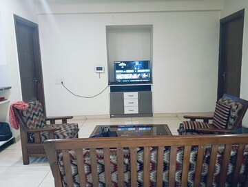 Living Room in 1 BHK Apartment at Sector 57 – for Rent