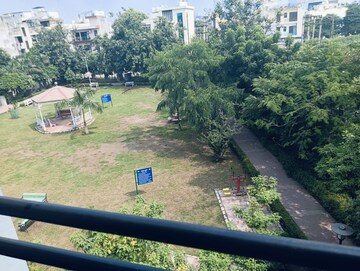Balcony in 1 BHK Apartment at Sector 57 – for Rent