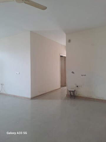 Room in 2 BHK Apartment at Bestech Park View Residency, Sector 3 – for Rent