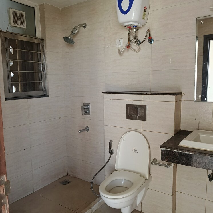 Bathroom, puri-anand-villas-phase-ii 3 Bedroom 1940 Sq.Ft. Apartment In Sector 81 Faridabad 7916064