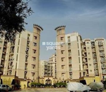 3 BHK Apartment For Rent in Gulmohar Garden, Sector 44