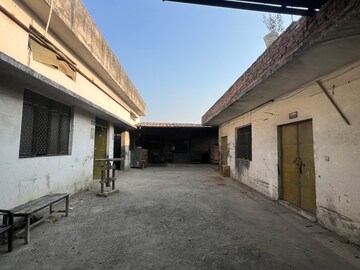  Warehouse – Exterior View View at Kanth Road - for Rent