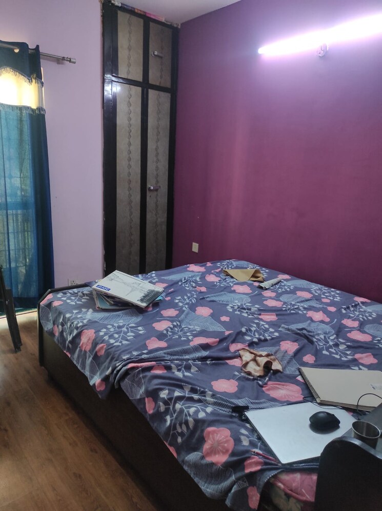 Bedroom, bptp-elite-floors 3 Bedroom 250 Sq.Yd. Builder Floor In Sector 83 Faridabad 7916111