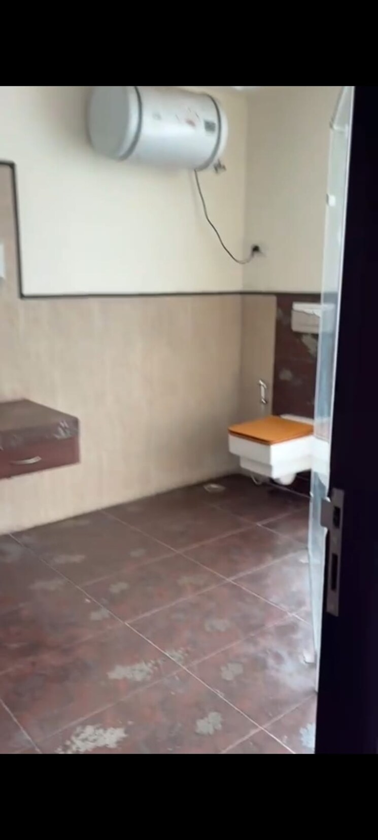 Bathroom, sector 49 4 Bedroom 350 Sq.Yd. Builder Floor In Sector 49 Faridabad 7916096