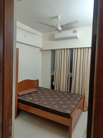 Bedroom in 2 BHK Apartment at Shapoorji Pallonji Epsilon, Kandivali East – for Rent
