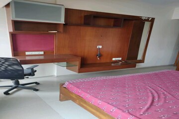 Bedroom in 3 BHK Apartment at Siddhivinayak Horizon, Prabhadevi – for Sale