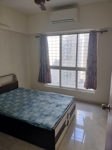 Bedroom in 2 BHK Apartment at Lodha Amara, Sandoz Baug – for Rent