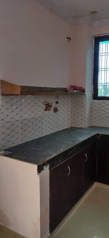 Bedroom in 1.5 BHK Builder Floor at Indira Nagar – for Rent