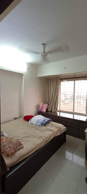 Bedroom in 2 BHK Apartment at Gahlot Avenue, Nerul – for Rent