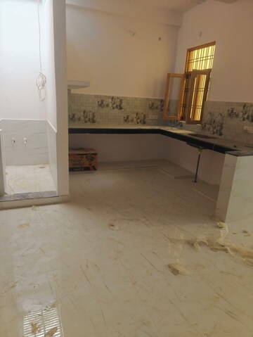 Room in 2 BHK Builder Floor at Indira Nagar – for Rent