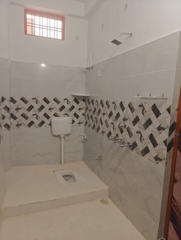 Bathroom in 2 BHK Builder Floor at Indira Nagar – for Rent