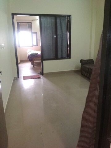 Room in 1 BHK Builder Floor at Govindpuri – for Rent
