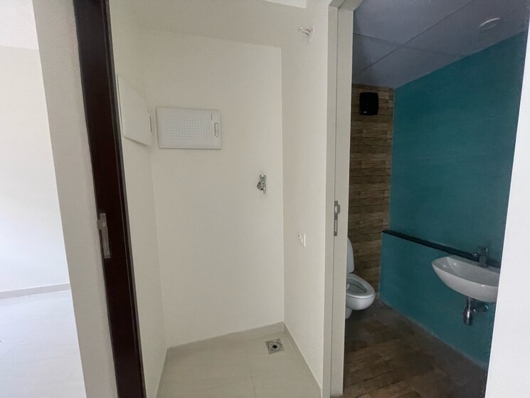 Bathroom, lodha-quality-home-tower-2 1 Bedroom 317 Sq.Ft. Apartment In Balkum Pada Thane 7916231